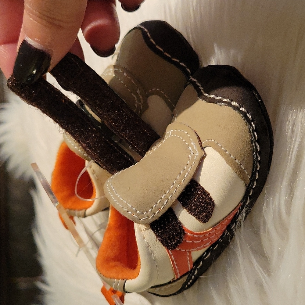 Baby Shoes - Picture 4 of 4